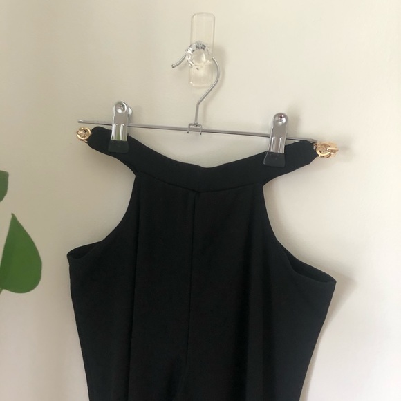 EDITORIAL - Black Flare Pants with Cut-out pocket - Picture 2 of 4